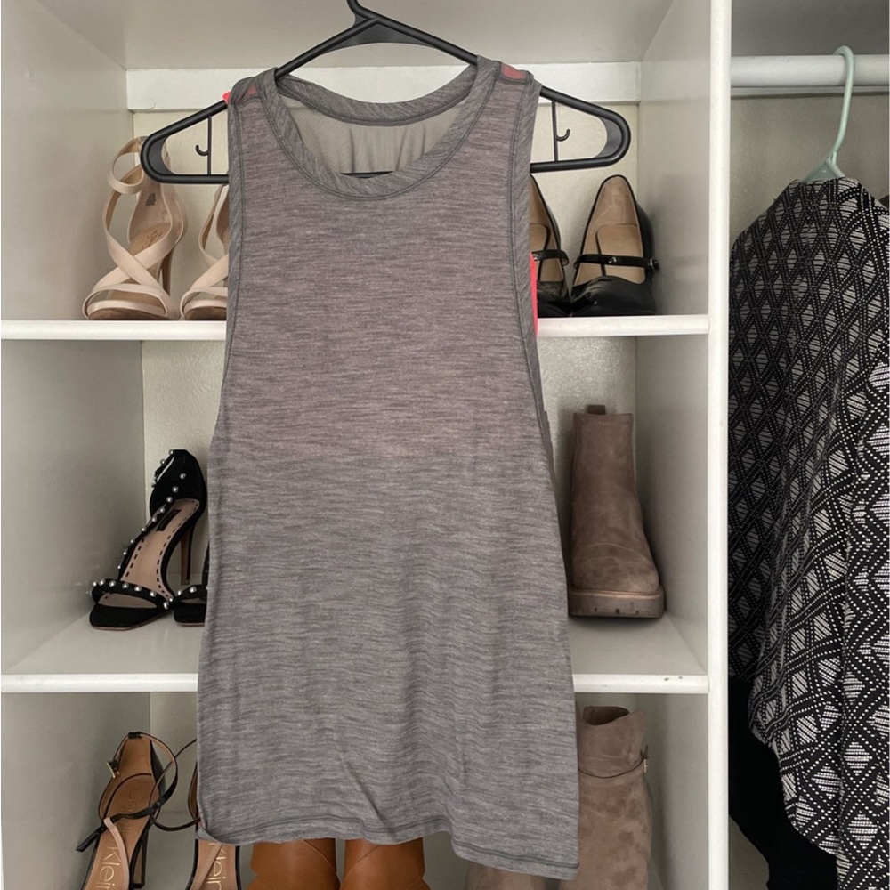 Lululemon shirt bundle of 3
